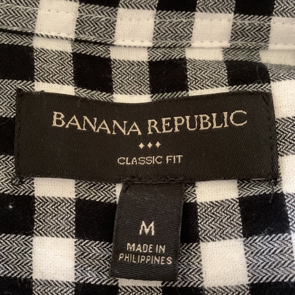 EUC.  Banana republic plaid shirt - Picture 4 of 4